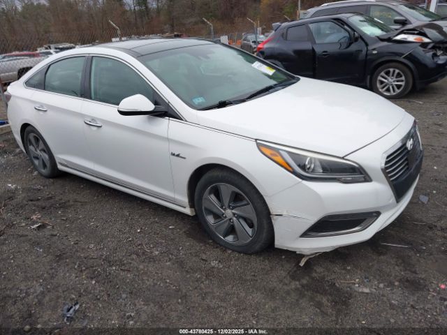 2017 HYUNDAI SONATA HYBRID KMHE34L38HA062340