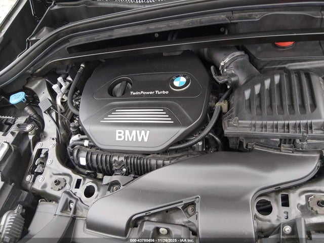 2017 BMW X1 WBXHT3Z33H4A56937 Photo 9