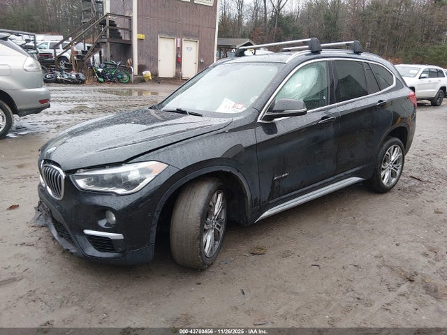2017 BMW X1 WBXHT3Z33H4A56937 Photo 1
