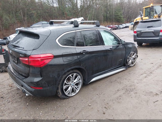 2017 BMW X1 WBXHT3Z33H4A56937 Photo 3