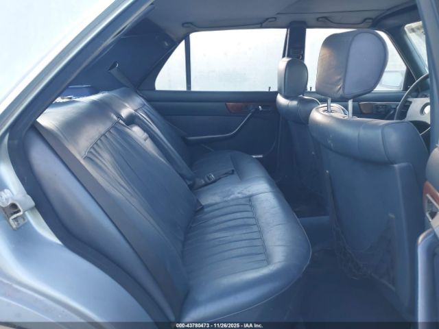 1985 MERCEDES-BENZ 300 WDBCB20C1FA127273 Photo 7