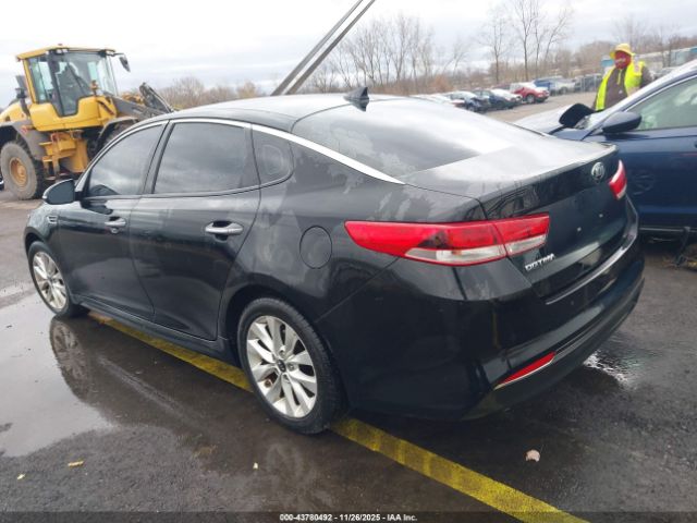 2018 KIA OPTIMA 5XXGT4L3XJG256729 Photo 2