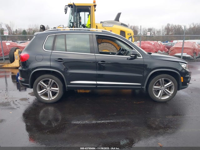 2017 Volkswagen Tiguan 2.0t Sport მანქანა იყიდება აუქციონზე, vin: WVGTV7AX2HW504606, აუქციონის ნომერი: 43780494