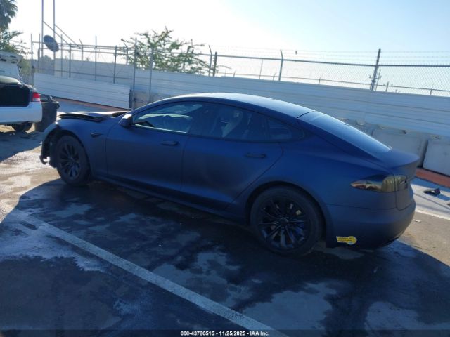 2017 TESLA MODEL S 5YJSA1E15HF196771 Photo 2