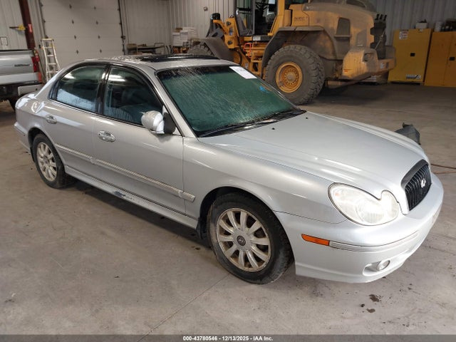 Продаж на аукціоні авто 2002 Hyundai Sonata Gls/lx, vin: KMHWF35H22A690920, номер лоту: 43780546
