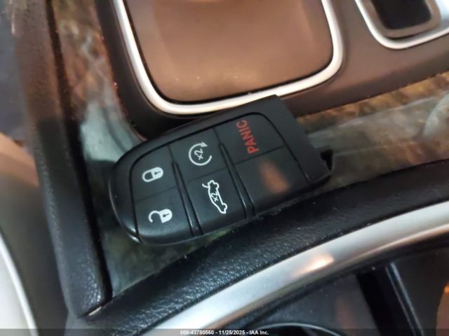 2016 CHRYSLER 300C 2C3CCAET4GH244029 Photo 10