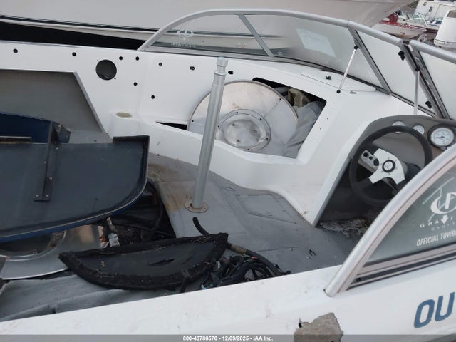 Продажа на аукционе авто 2003 Moomba Other, vin: ISR0B203C303, номер лота: 43780570