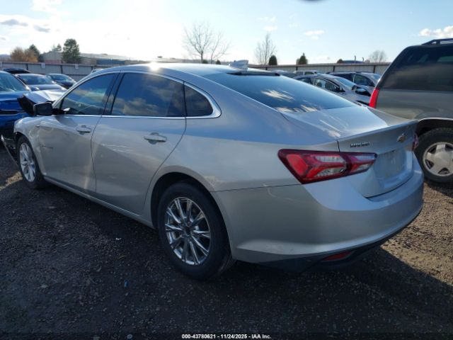 2021 CHEVROLET MALIBU 1G1ZD5ST2MF069882 Photo 2