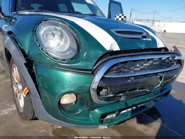 2016 MINI HARDTOP WMWXU3C51G2B67431 Photo 5