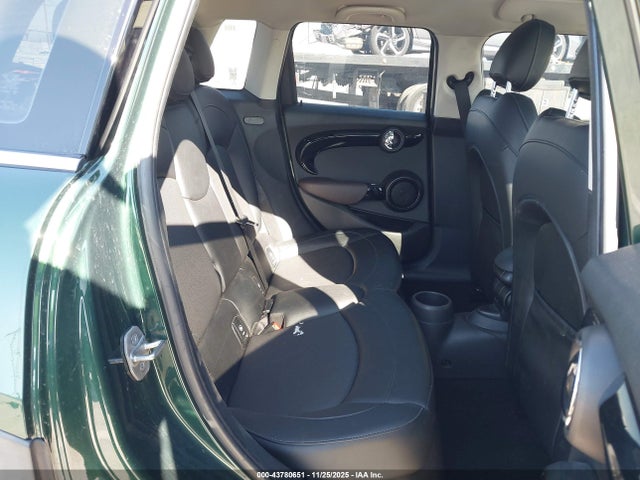 2016 MINI HARDTOP WMWXU3C51G2B67431 Photo 7