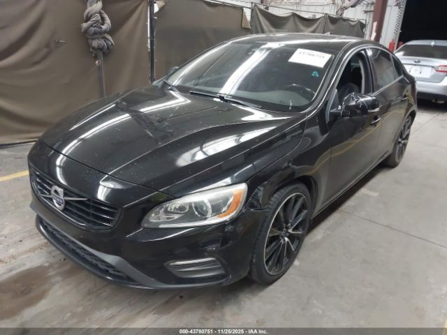 2018 VOLVO S60 YV126MFLXJ2450710 Photo 1