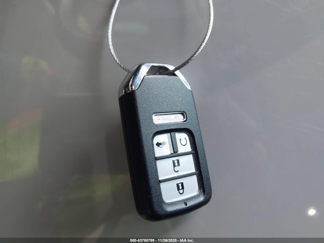 1FMCU0J93KUC27852 Ford Escape Titanium