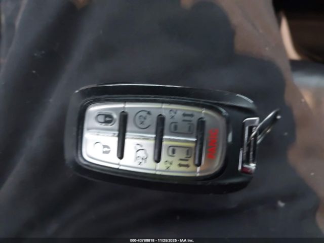 2022 CHRYSLER PACIFICA 2C4RC1BG8NR194417 Photo 10