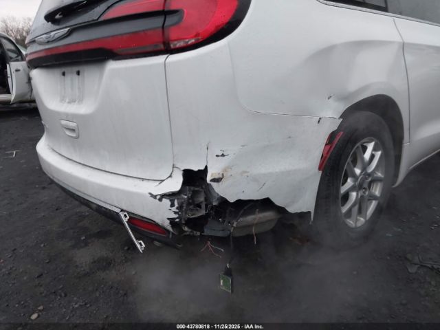 2022 CHRYSLER PACIFICA 2C4RC1BG8NR194417 Photo 5