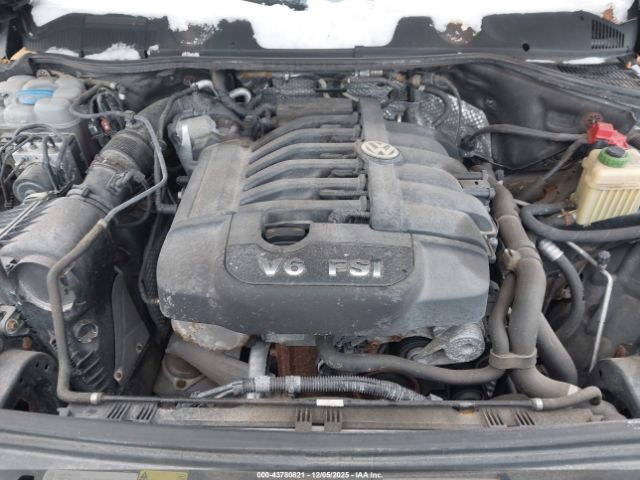 2016 VOLKSWAGEN TOUAREG WVGEF9BP8GD009515 Photo 9