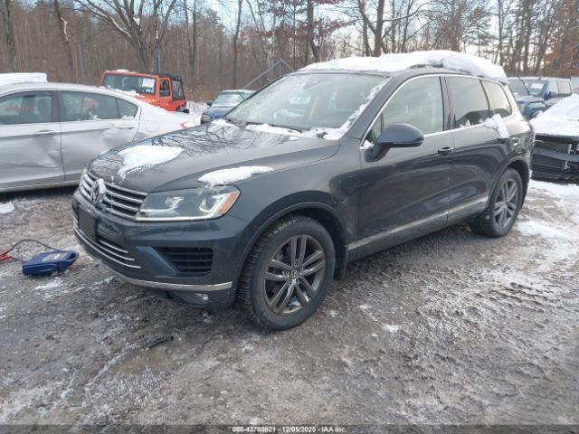 2016 VOLKSWAGEN TOUAREG WVGEF9BP8GD009515 Photo 1