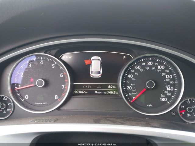 2016 VOLKSWAGEN TOUAREG WVGEF9BP8GD009515 Photo 6