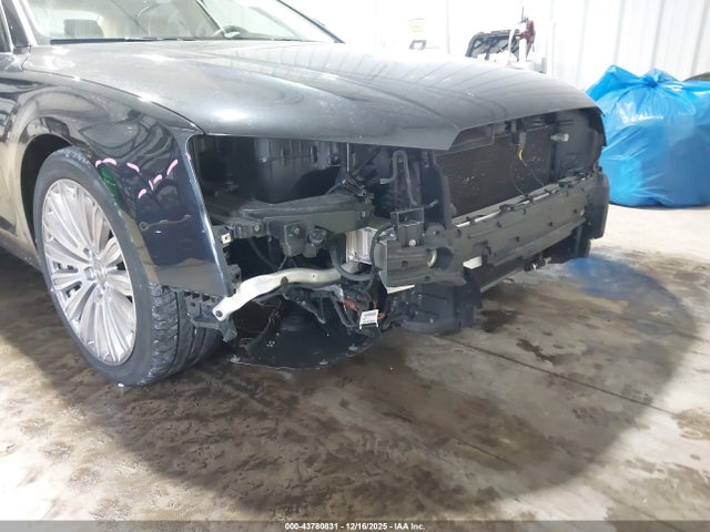 Продажа на аукционе авто 2015 Audi A8 L 3.0t, vin: WAU3GAFD2FN022132, номер лота: 43780831
