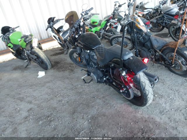2018 HARLEY-DAVIDSON FXBB 1HD1YJJ33JC079853 Photo 2