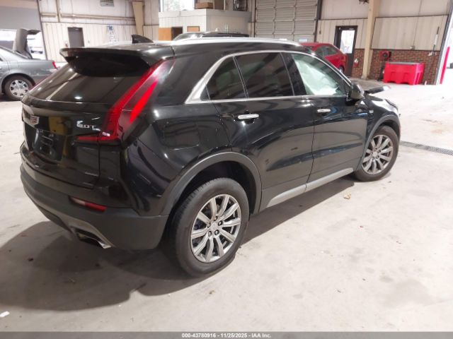 2019 CADILLAC XT4 1GYFZDR41KF137276 Photo 3
