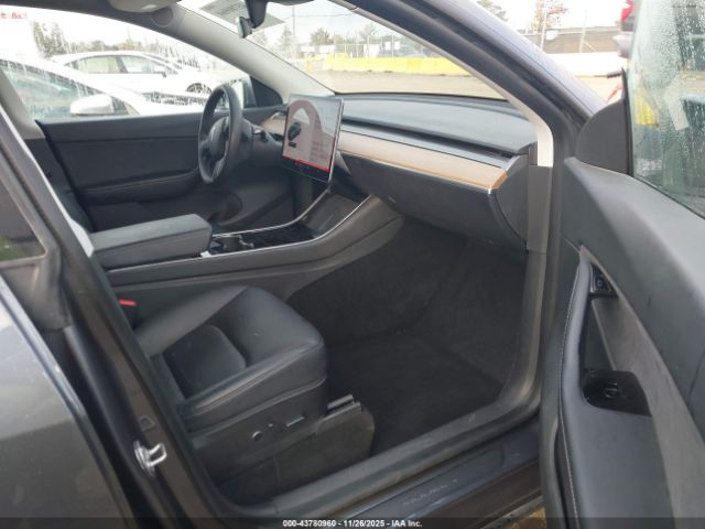2021 TESLA MODEL Y 5YJYGDEE7MF094962 Photo 4