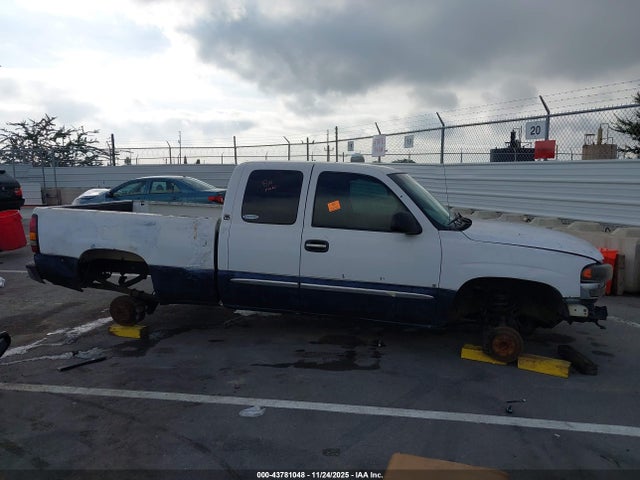 Продажа на аукционе авто 2004 Gmc Sierra 1500 Sle, vin: 2GTEC19V841111522, номер лота: 43781048