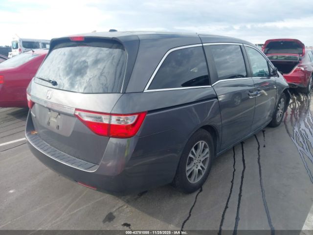 2013 HONDA ODYSSEY 5FNRL5H64DB073836 Photo 3