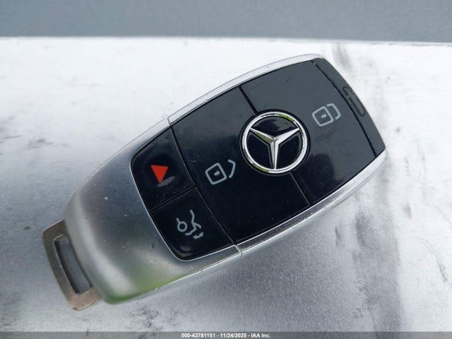 Mercedes-Benz E 300 2018 WDDZF4JB8JA406137 Image 11