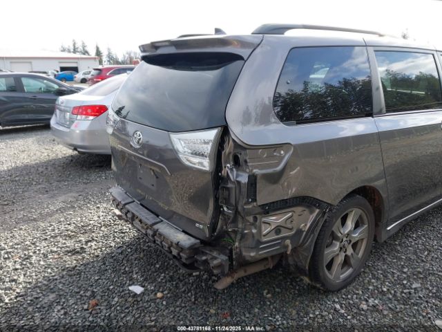 2018 TOYOTA SIENNA 5TDXZ3DC0JS924642 Photo 5
