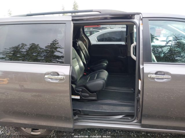 2018 TOYOTA SIENNA 5TDXZ3DC0JS924642 Photo 7