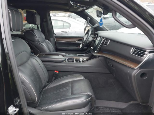 2023 JEEP GRAND WAGONEER 1C4SJVFPXPS506859 Photo 4