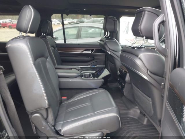 2023 JEEP GRAND WAGONEER 1C4SJVFPXPS506859 Photo 7