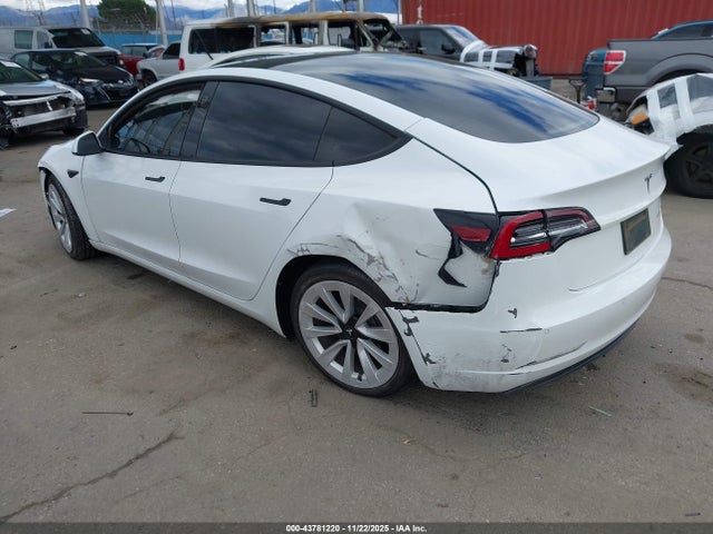 2021 TESLA MODEL 3 5YJ3E1EB7MF001751 Photo 2