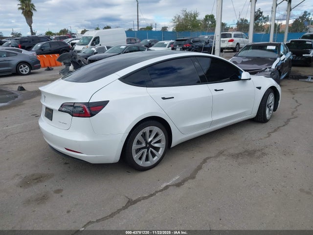 2021 TESLA MODEL 3 5YJ3E1EB7MF001751 Photo 3