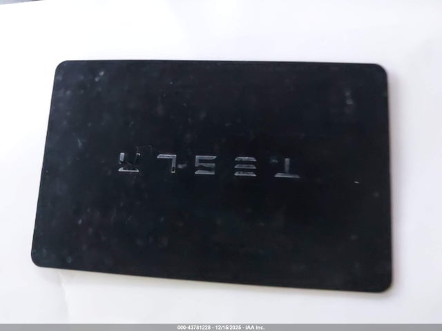 2023 TESLA MODEL 3 5YJ3E1EAXPF561386 Photo 10