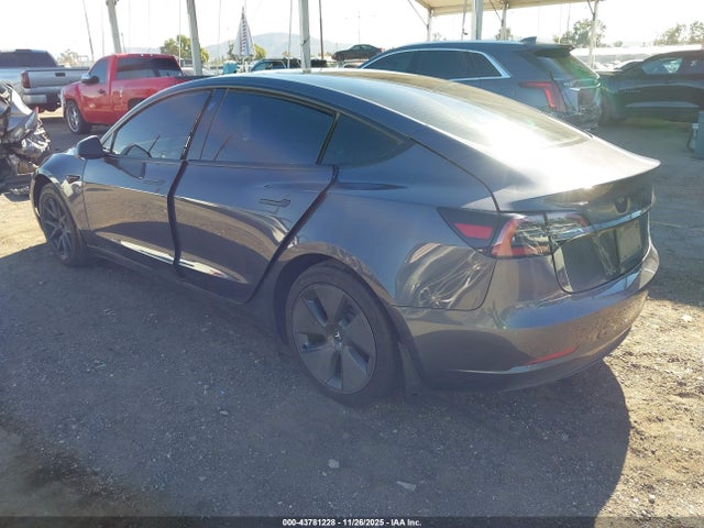 2023 TESLA MODEL 3 5YJ3E1EAXPF561386 Photo 2