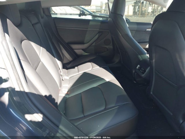 2023 TESLA MODEL 3 5YJ3E1EAXPF561386 Photo 7