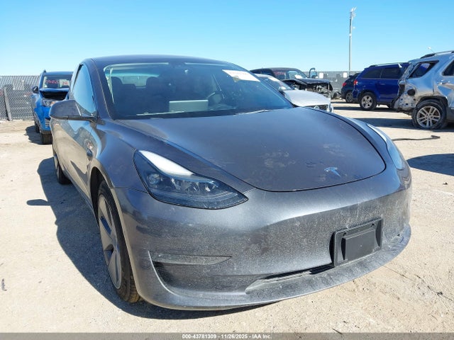 2022 TESLA MODEL 3 5YJ3E1EB8NF237276 Photo 0