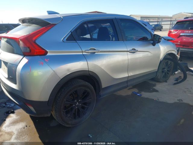 2020 MITSUBISHI ECLIPSE CROSS JA4AS4AA0LZ037329 Photo 3