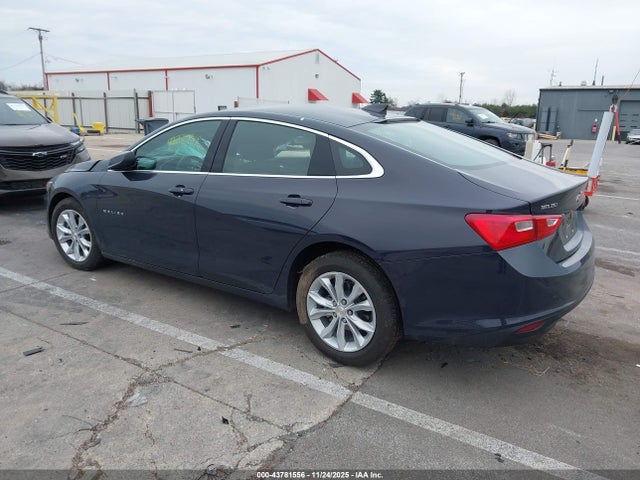 1G1ZD5STXSF139075 Chevrolet Malibu Fwd 1lt
