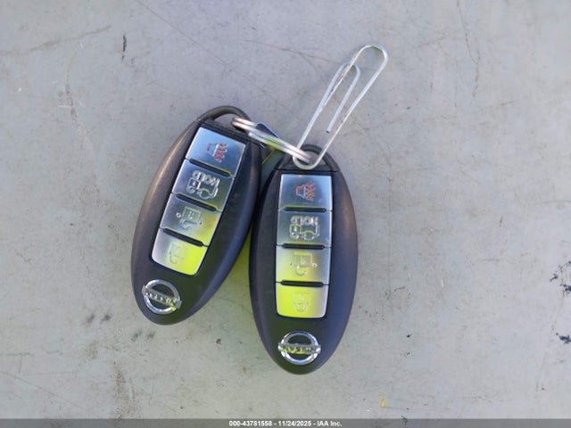 1N4BZ0CP6HC310063 Nissan LEAF S