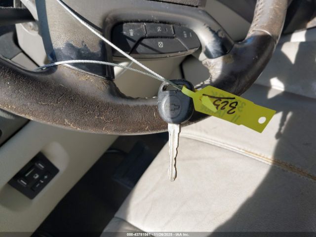 2011 CHEVROLET TAHOE 1GNSKBE05BR377338 Photo 10