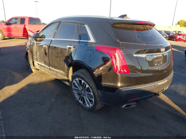 2018 CADILLAC XT5 1GYKNERS2JZ125469 Photo 2