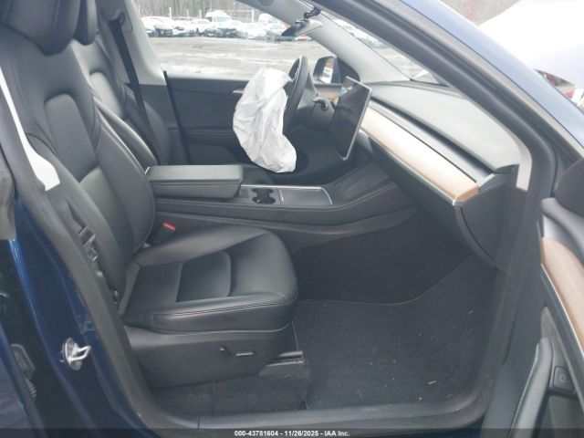 2023 TESLA MODEL Y 7SAYGDEE6PA145968 Photo 4