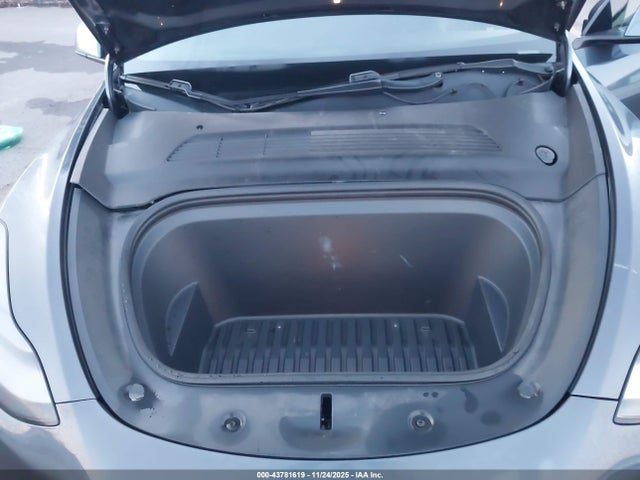 2020 TESLA MODEL Y 5YJYGDEE4LF052117 Photo 9