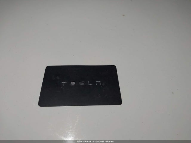2020 TESLA MODEL Y 5YJYGDEE4LF052117 Photo 10