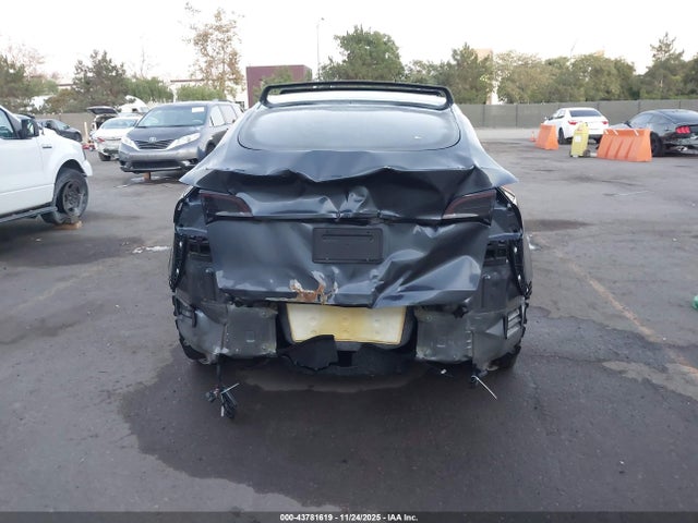2020 TESLA MODEL Y 5YJYGDEE4LF052117 Photo 5