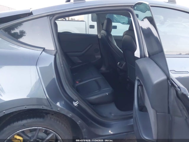2020 TESLA MODEL Y 5YJYGDEE4LF052117 Photo 7