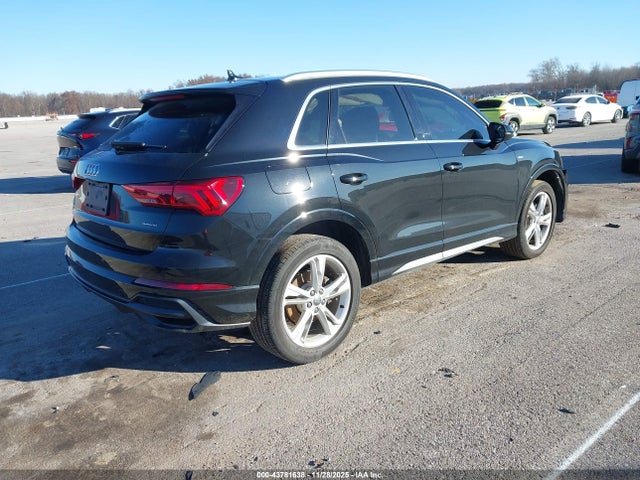 2020 AUDI Q3 WA1DECF36L1042929 Photo 3
