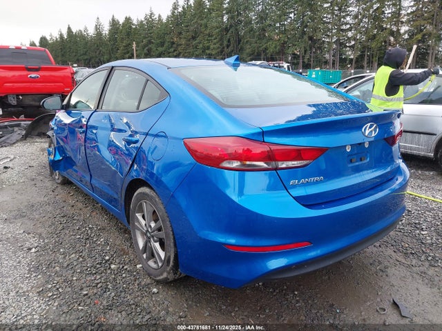 Hyundai mpi nu 2018 5NPD84LF3JH395992 Image 3